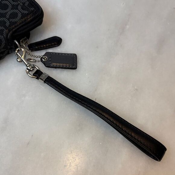 COACH Madison Needlepoint Signature Op Art Double Zip Wristlet Wallet 50392 - Picture 15 of 15